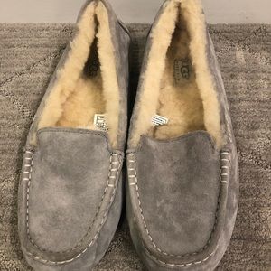 Ugg moccasin slippers
